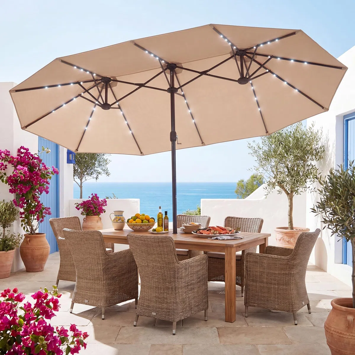 GOPLUS Parasol de Jardin Exterieur avec Pied, 4,7x2,8M Grand Parasol Double Face avec LED Solaires, Manivelle, 12 Baleines, Protection Solaire, pour Terrasse Patio Marché, Beige