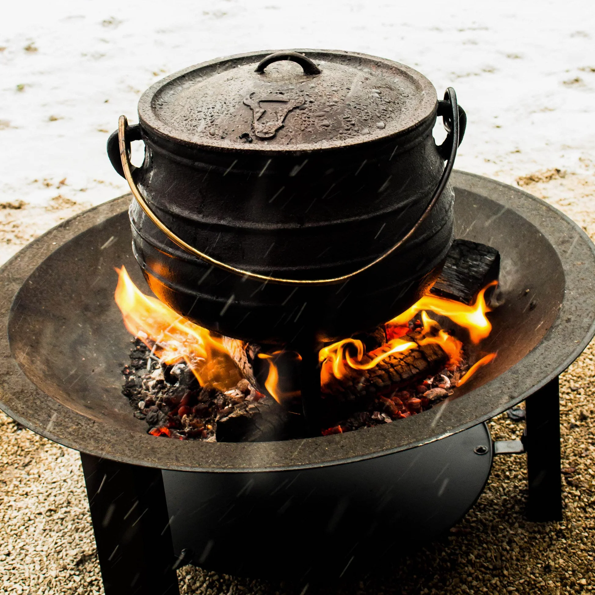BBQ-Toro Potjie #4 avec pieds | 12 litres | Chaudron de sorcière en fonte | Pot de cuisson en fonte | Four néerlaandais sud-africain