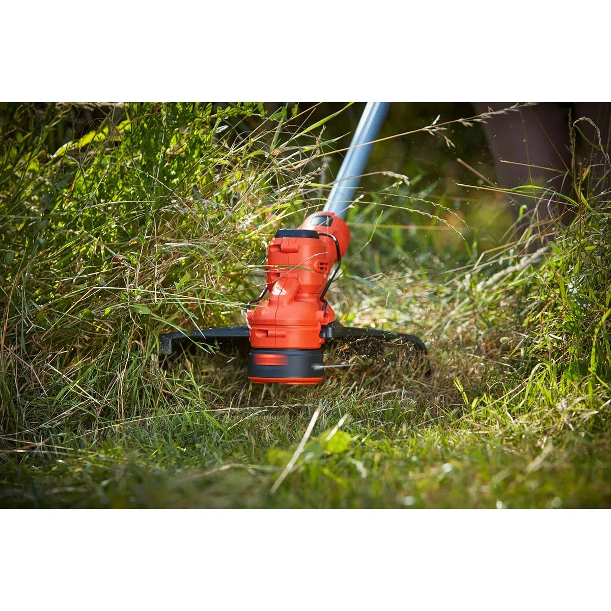 BLACK+DECKER Coupe-Bordures Automatique - 36V - 33 cm - Transmission Directe E-DRIVE - Mode Dresse-Bordure - Tube Télescopique - 2 Poignées - Sans Batterie, ni Chargeur - BCSTA536B-XJ