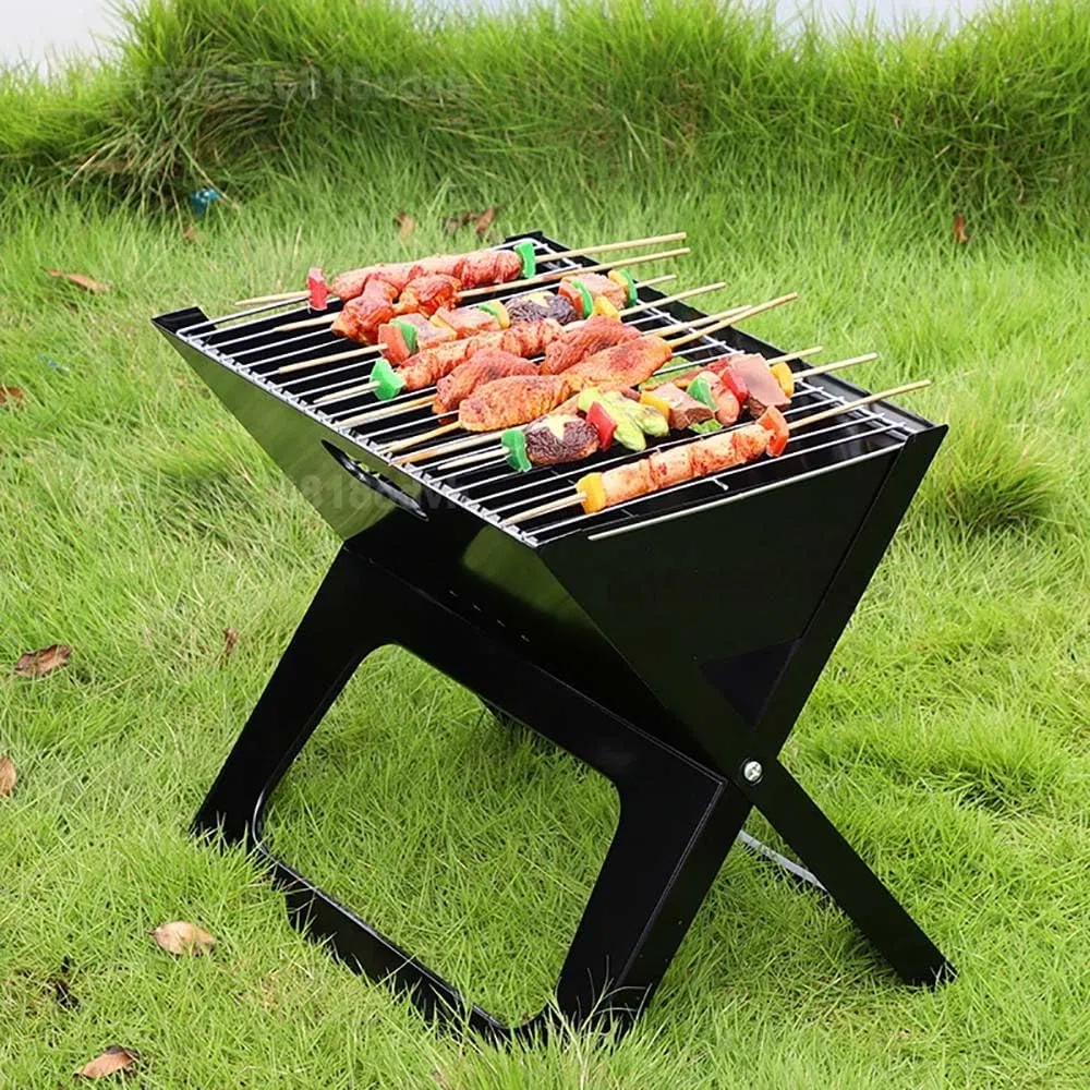 BARBECUE PLIABLE EN FORME DE X