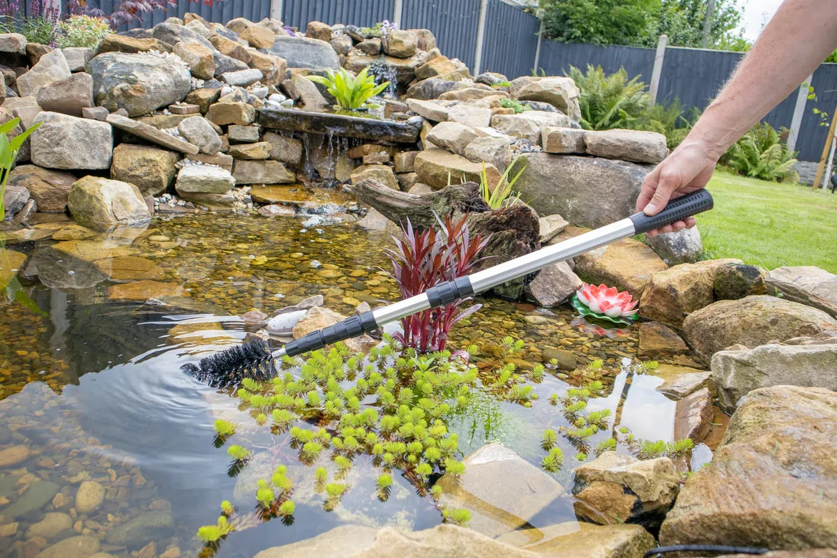 Koi étang d'algues Brosse de nettoyage avec 177,8 cm Manche télescopique, pour les zones difficiles à atteindre