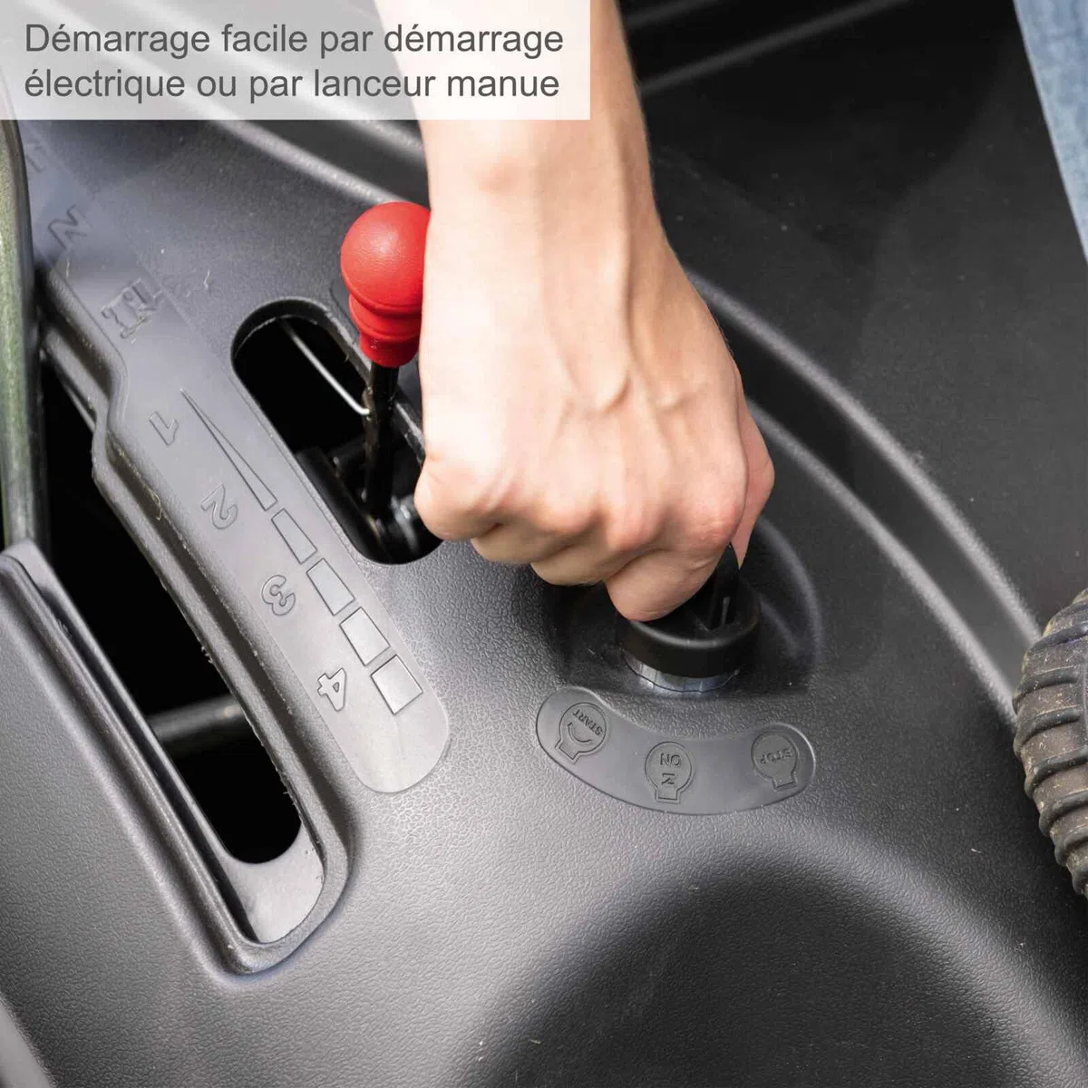 Scheppach Tondeuse Thermique MR196-61 | Autoportée & Démarrage électrique |6,5 CV| Largeur de Coupe 61cm | 5 Positions |Ramassage 150 L| 4 Marche Avant- 1 Marche arrière | Lame supp. + Huile Incluse